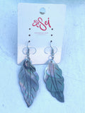 EARRINGS -M.O.P shell style