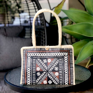 HANDBAGS -Fijian Kato