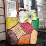 HANDBAGS -Natural woven with wooden handles